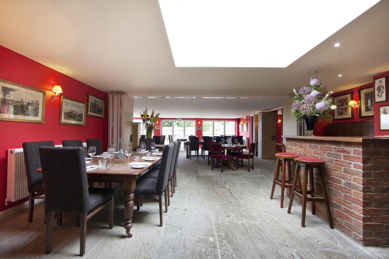 The Carpenters Arms Hotel Felixkirk Kültér fotó
